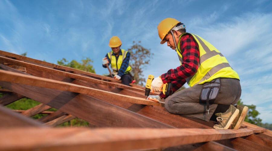 Professional Flat Roofing Installation services in Bee, VA